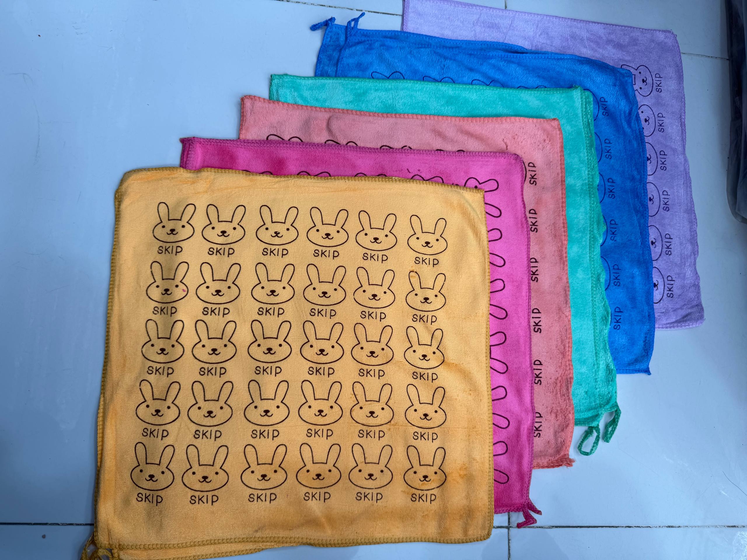 دستمال آشپزخانه طرح خرگوش کد ۹۲۱ ( ۱۲تایی )